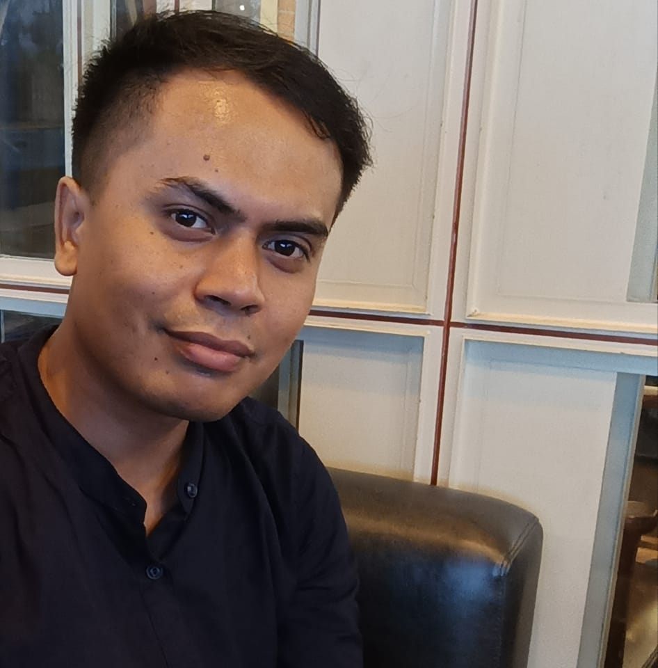 Foto azwar, Project Manager